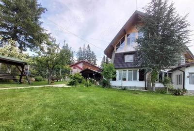 Vanzare Casa Pensiune mare superba la munte Cheia Prahova langa padure totul impecabil 1905 mp teren - 1