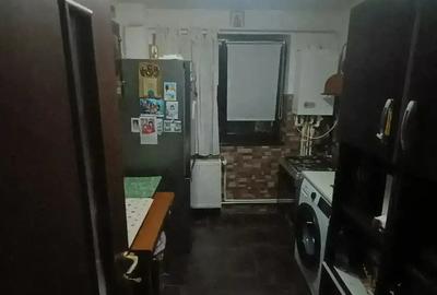 Vand apartament pe strd.Calea Galati,Blocul1 - 5