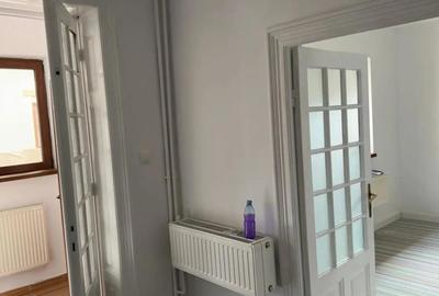 Casa 3 camere zona 13 Septembrie - 1