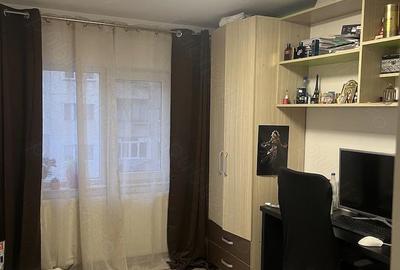 Apartament cu 3 camere decomandat în Marghiloman - 2