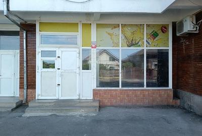 Spațiu comercial, de 54 mp, în Central - 3