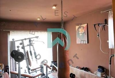 Casă individuală cu 5 camere cu Canalizare în Noua - 14