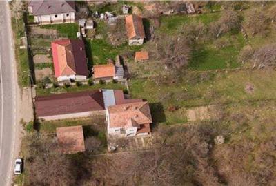 De vanzare, casa cu curte si gradina in Com. Viperesti, Jud. Buzau, la DN10 - 1