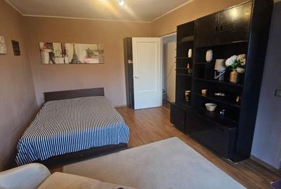 Apartament 1 camera zona Lunei - decomandat etaj 2 !! - 3