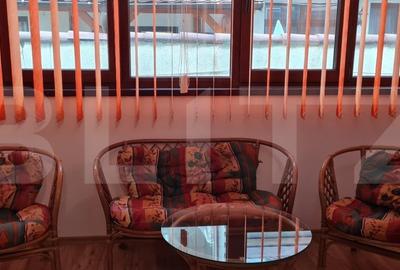 Apartament de Vanzare cu 3 Camere, Suprafata Generoasa si Parcare, Sanpetru - 9
