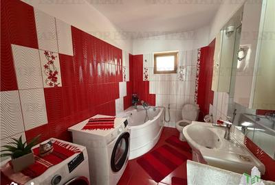 Casă cu 3 camere cu Teren 721 Mp în Crevedia - 8