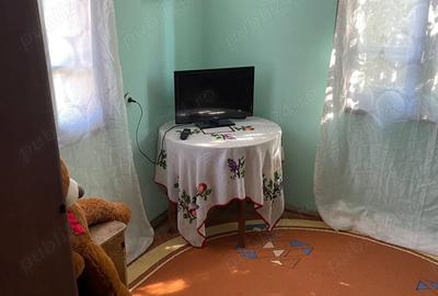 Casă cu 4 camere cu Teren 1150 Mp în Podari - 2