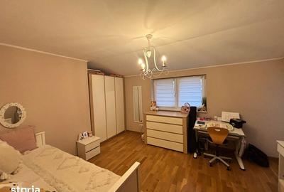 Casă cu 6 camere cu Teren 550 Mp în Groși - 10