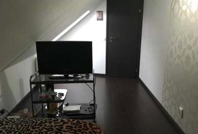 Casă cu 5 camere cu Teren 1500 Mp în Reghin - 1