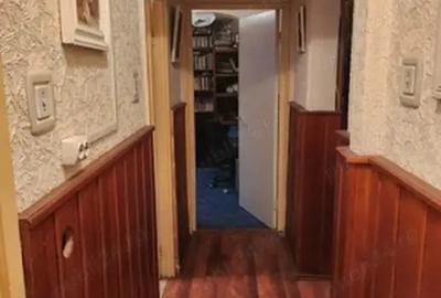 Apartament cu 3 camere decomandat în Central - 1