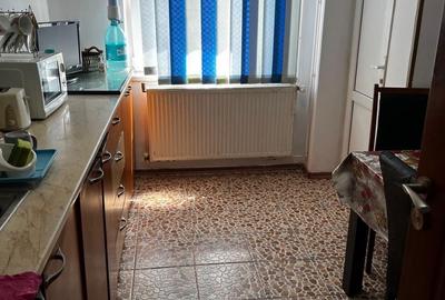 Apartament cu 3 camere decomandat în Central - 4