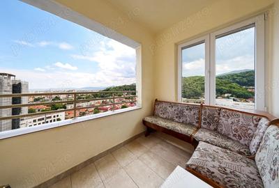 Vand apartament patru camere Vand apartament patru camere - 10