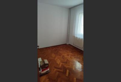 Apartament 3 camere Complex Mare Nord - 11