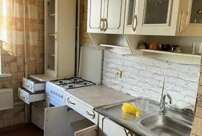 De vanzare apartament cu doua camere zona Dambovita - 2