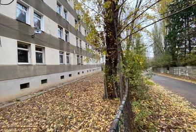 Spațiu comercial, de 1,350 mp, în Pipera - 1