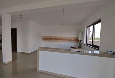 New Casa Corbeanca P+1+Mansarda 4 dormitoare 330 mp/curte - 25