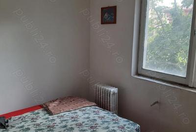 Apartament cu 3 camere semidecomandat în Central - 3