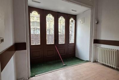 Zona Parcul Carol-Primaria sect. 5 Sp 151 mp curte 300 mp - 2