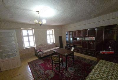 Casă cu 4 camere în Cenad - 1