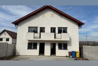 Duplex 3 camere  suprafata totala 267mp,  spre vanzare in Cristian - 1