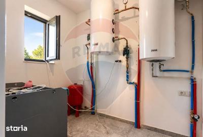 Casă cu 4 camere cu Teren 475 Mp în Bârnova - 18