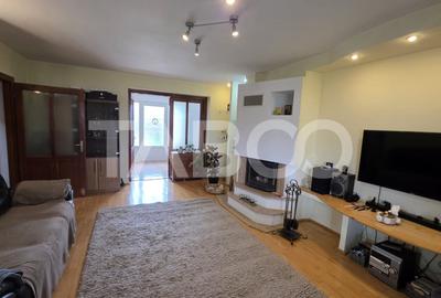 Duplex cu 4 camere cu Canalizare în Sebeș - 1