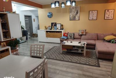 Casă cu 5 camere cu Garaj în Săbăreni - 19