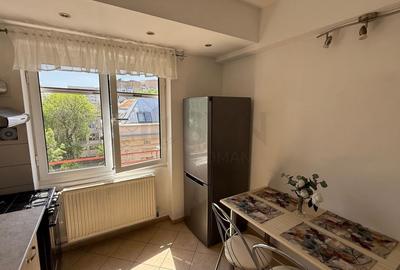 Apartament cu 2 camere decomandat, mobilat în P-ța Amzei - 10