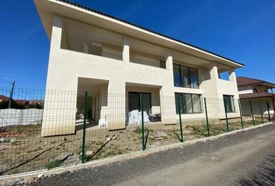 Casă cu Teren 508 Mp în Carpați 2