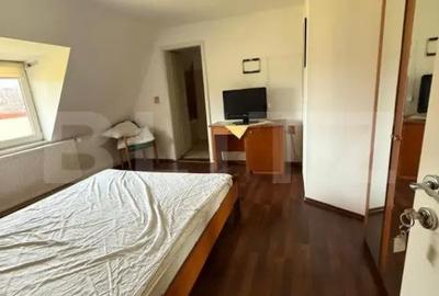 Casă cu 10 camere cu Teren 380 Mp în Spitalul Județean - 11