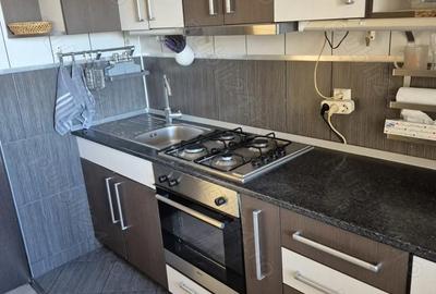 Apartament cu 3 camere decomandat în Vlahuță - 8