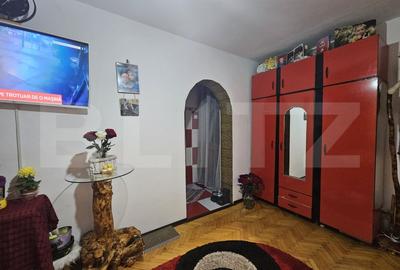 Apartament cu 2 camere semidecomandat, mobilat în Podu Roș - 4
