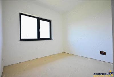 FILM! Casa personalizabila,pe un singur nivel, pod mansardabil,pozitie cu liniste,Sanpetru - 20