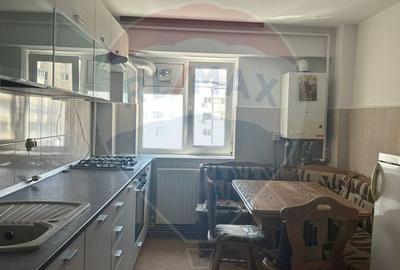De vanzare apartament 3 camere,  MB 20 Slobozia IL - 1