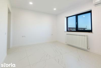 Casă cu 5 camere cu Garaj în Corbu - 10