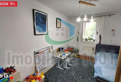 Apartament cu 4 camere decomandat în Depozitelor - 10