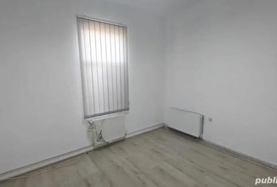 Casă cu 4 camere cu Teren 160 Mp în Marghiloman - 2