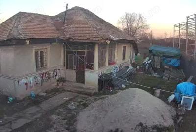 Casă cu Teren 1500 Mp în Călugăreni - 1