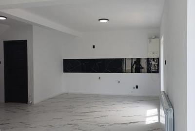 Casă cu 4 camere cu Teren 200 Mp în Central - 4