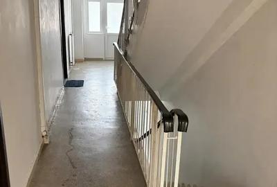 Garsoniera Mare 40 mp De Vanzare Lacul Tei Strada Gheorghe Titeica - 15