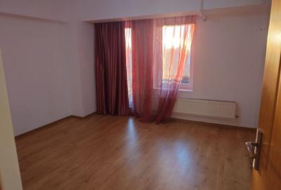 Apartament cu 4 camere decomandat, mobilat în Centrul Civic - 2