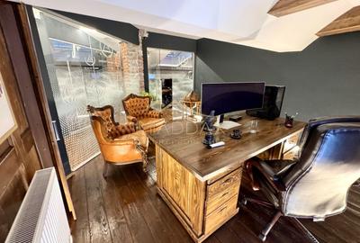 Casă cu 4 camere cu Canalizare în Victoriei - 2