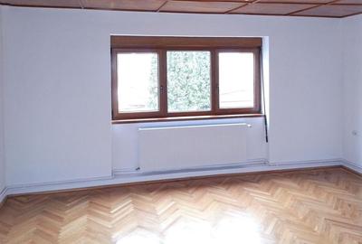 CASA DE VANZARE ULTRA-CENTRAL - locatie deosebita - 6