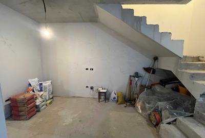 Casă cu 2 camere cu Teren 250 Mp în Vânători - 2