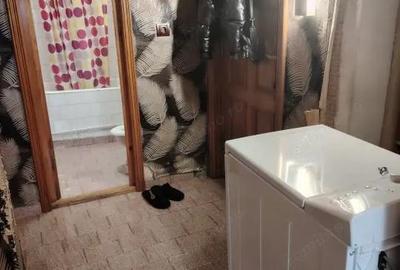 Apartament cu 2 camere semidecomandat în Micro 8 - 2