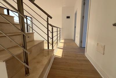 Casă individuală P+E cu living pe două niveluri, curte 360 mp - 6