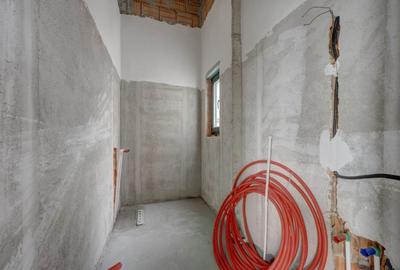 Duplex cu 4 camere decomandat cu Canalizare în Păcii - 11