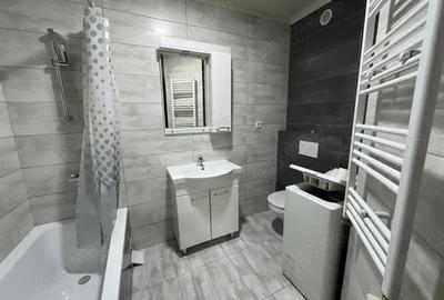 Apartament cu 2 camere decomandat în Eroii Revoluției