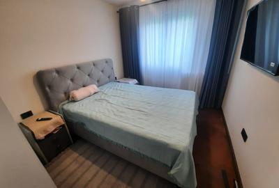 Apartament de 2 camere, etajul 3/4, zona Podu Ros - 3