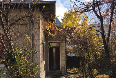 CASA DE VANZARE 154MP & TEREN 933MP, Democratiei-Lupeni (Ploiesti) - 1